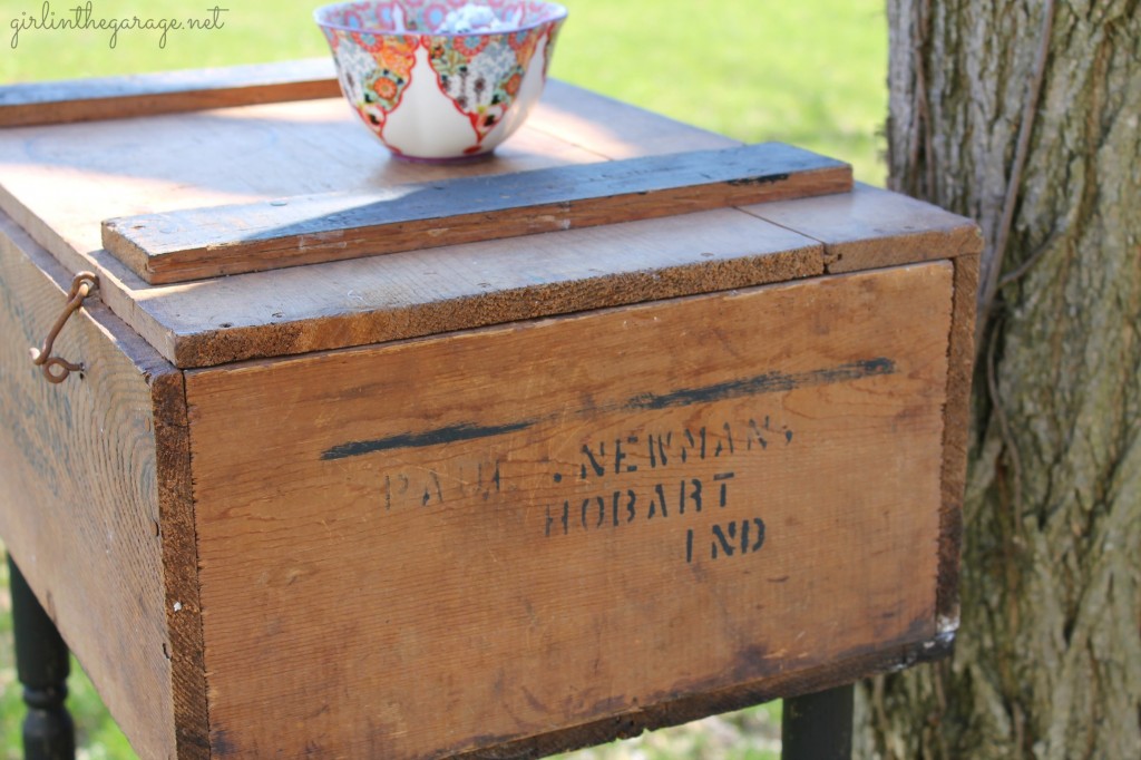 Upcycled old crate to "farmhouse chic" side table by adding legs and paint.  By Girl in the Garage