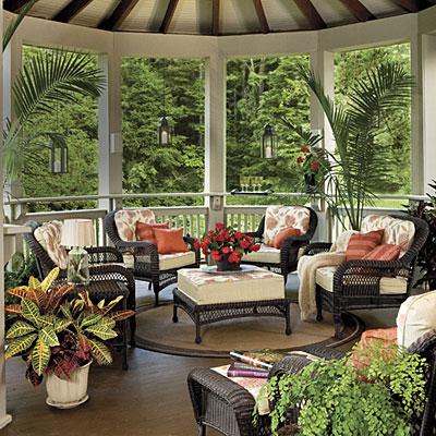 Porch for entertaining {Image via Southern Living}