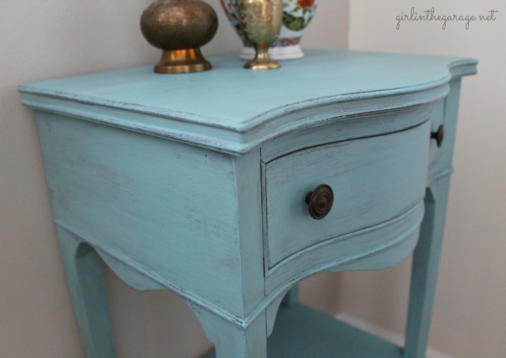 Annie Sloan chalk painted table with gold dipped feet.  Love this color!