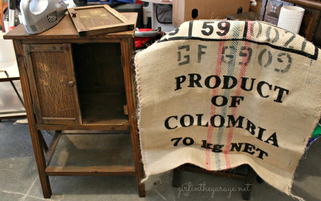 Accent table makeover using paint, Mod Podge, and burlap.  What a transformation!