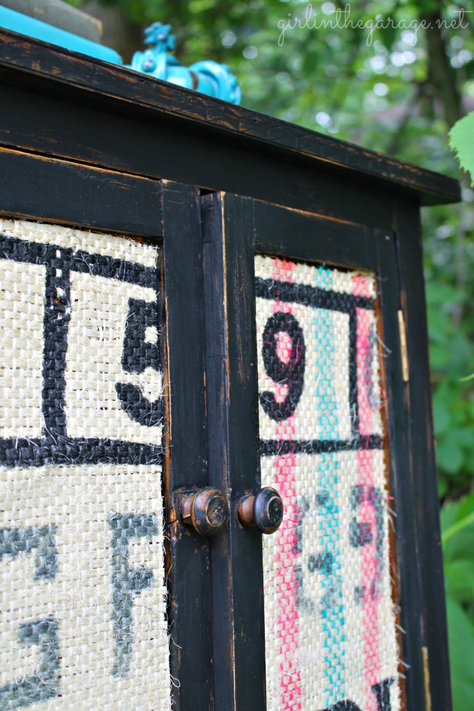 Accent table makeover using paint, Mod Podge, and burlap.  What a transformation!