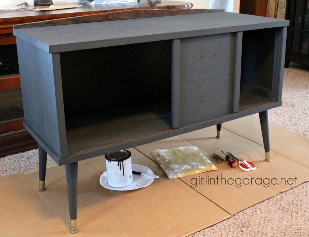 Midcentury Makeover with a Funky Surprise.  girlinthegarage.net