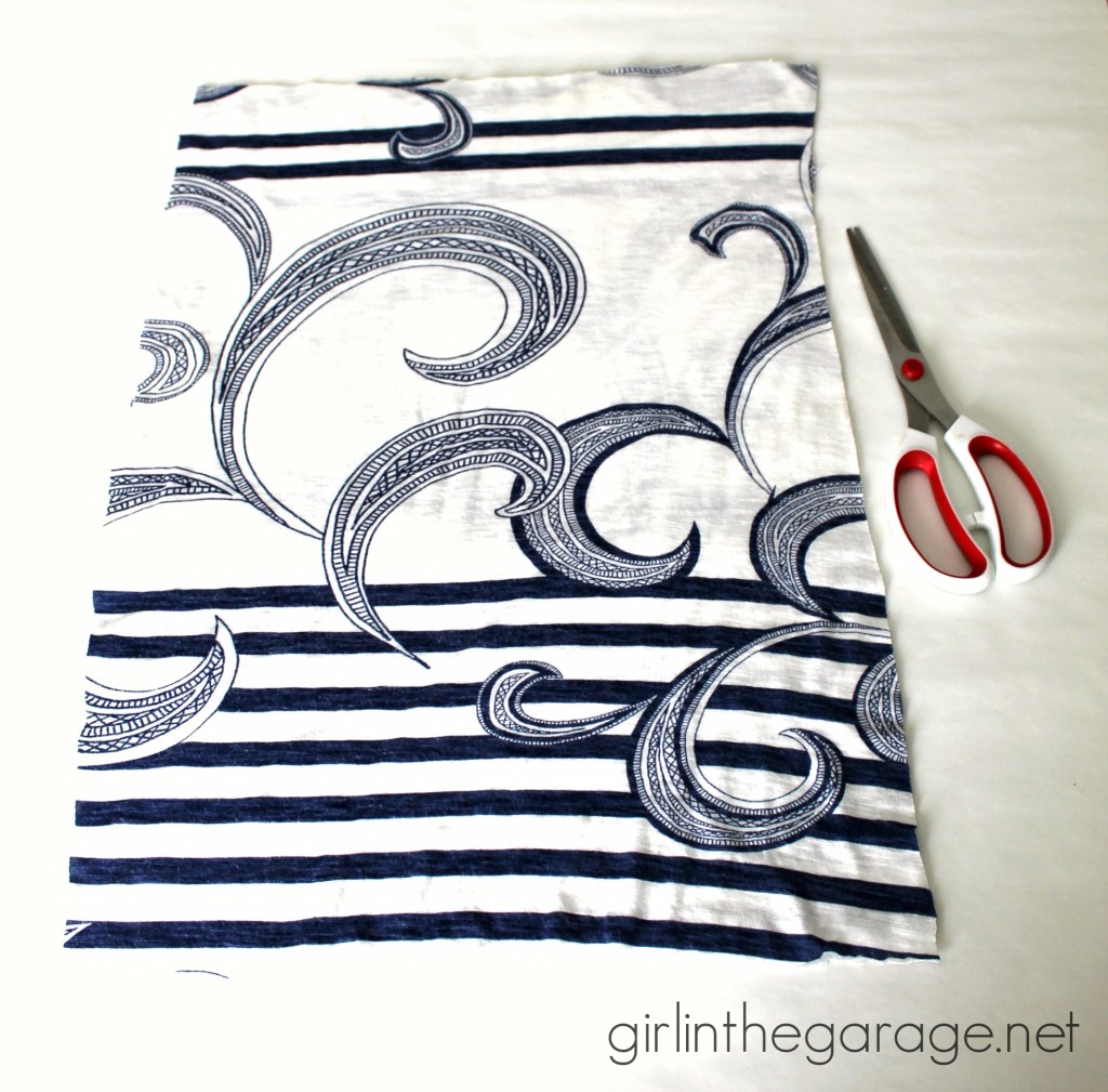 Easy DIY Tutorial: T-Shirt into an Infinity Scarf. girlinthegarage.net