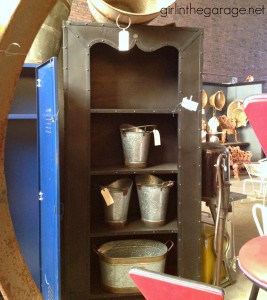 Treasure Hunting 2 - Midland Arts and Antiques Market