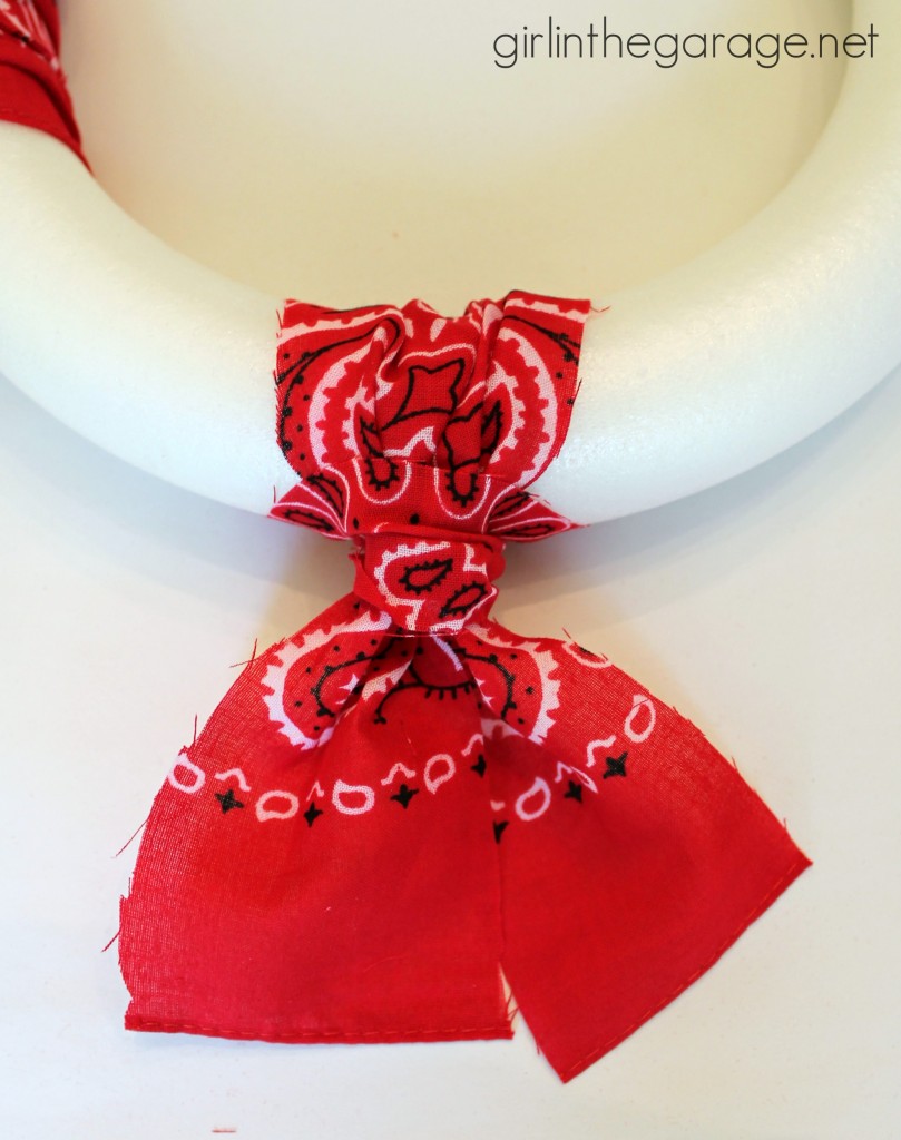 Easy DIY Bandana Wreath - It only takes about 30 minutes! By Girl in the Garage