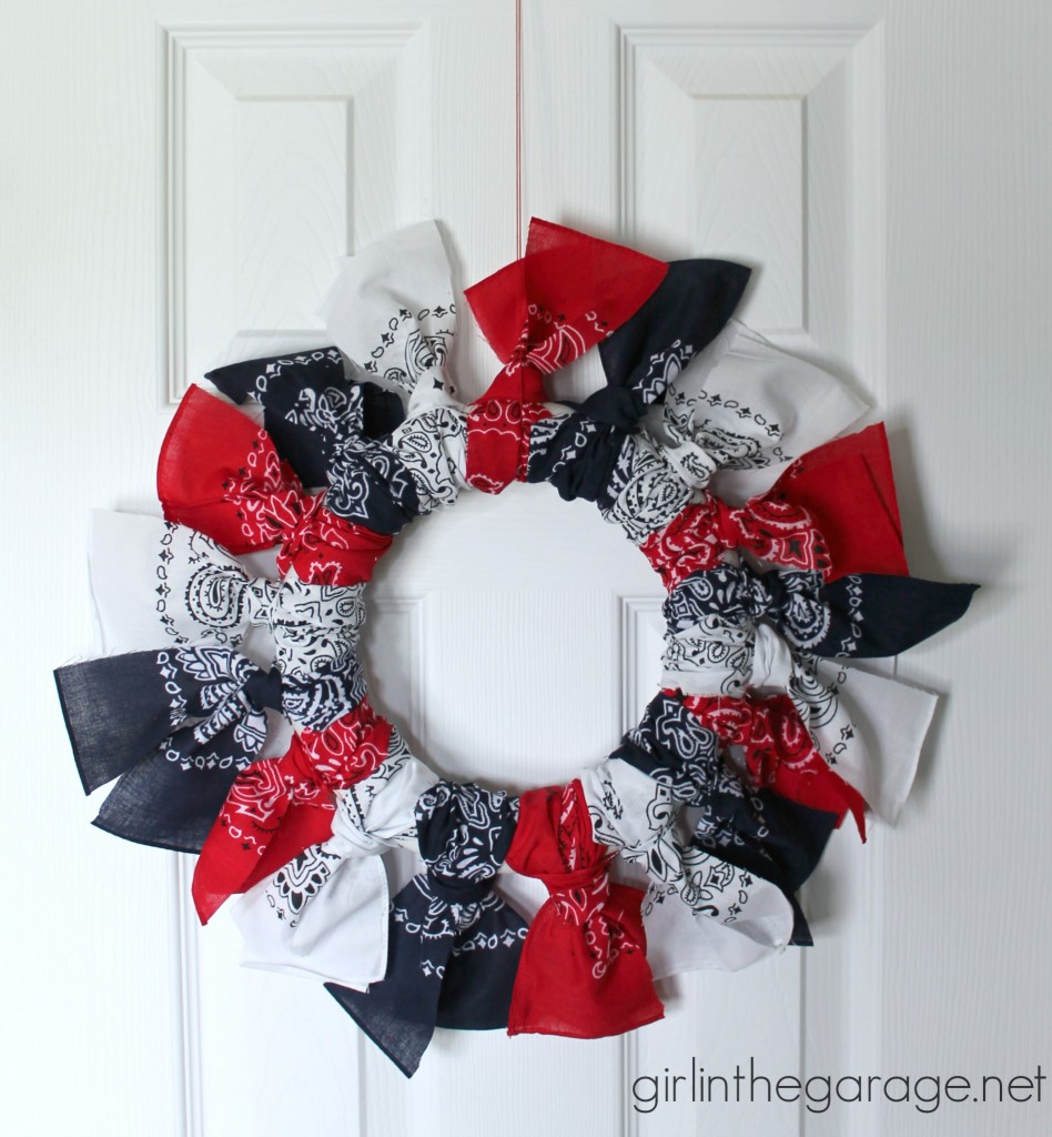 Easy DIY Bandana Wreath - It only takes about 30 minutes! By Girl in the Garage