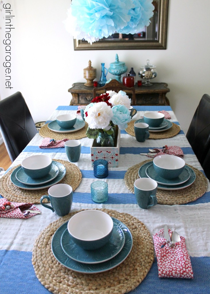 Beach-Inspired Summer Tablescape with an Upcycled Centerpiece | Girl in ...