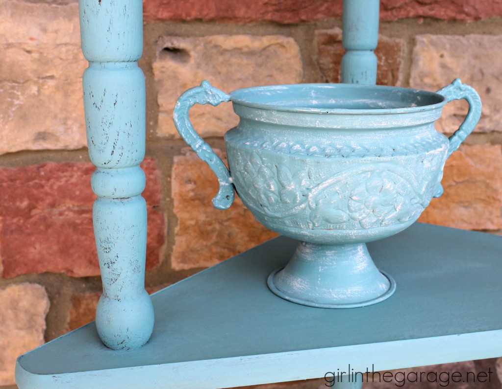 Shades of Blue Chalk Paint {Aubusson and Provence} - girlinthegarage.net Shades of Blue Chalk Paint {Aubusson and Provence} - girlinthegarage.net