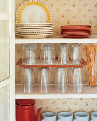 18 DIY Mug Racks And Shelves For Your Kitchen - Shelterness