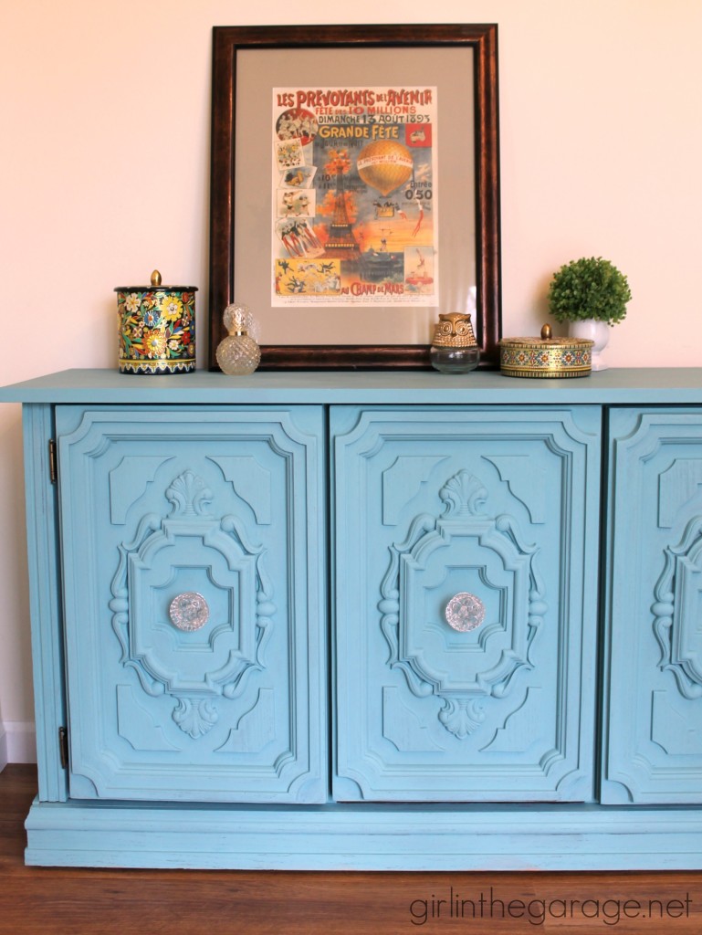 See how an ugly thrift store buffet got a major facelift with Chalk Paint.  girlinthegarage.net