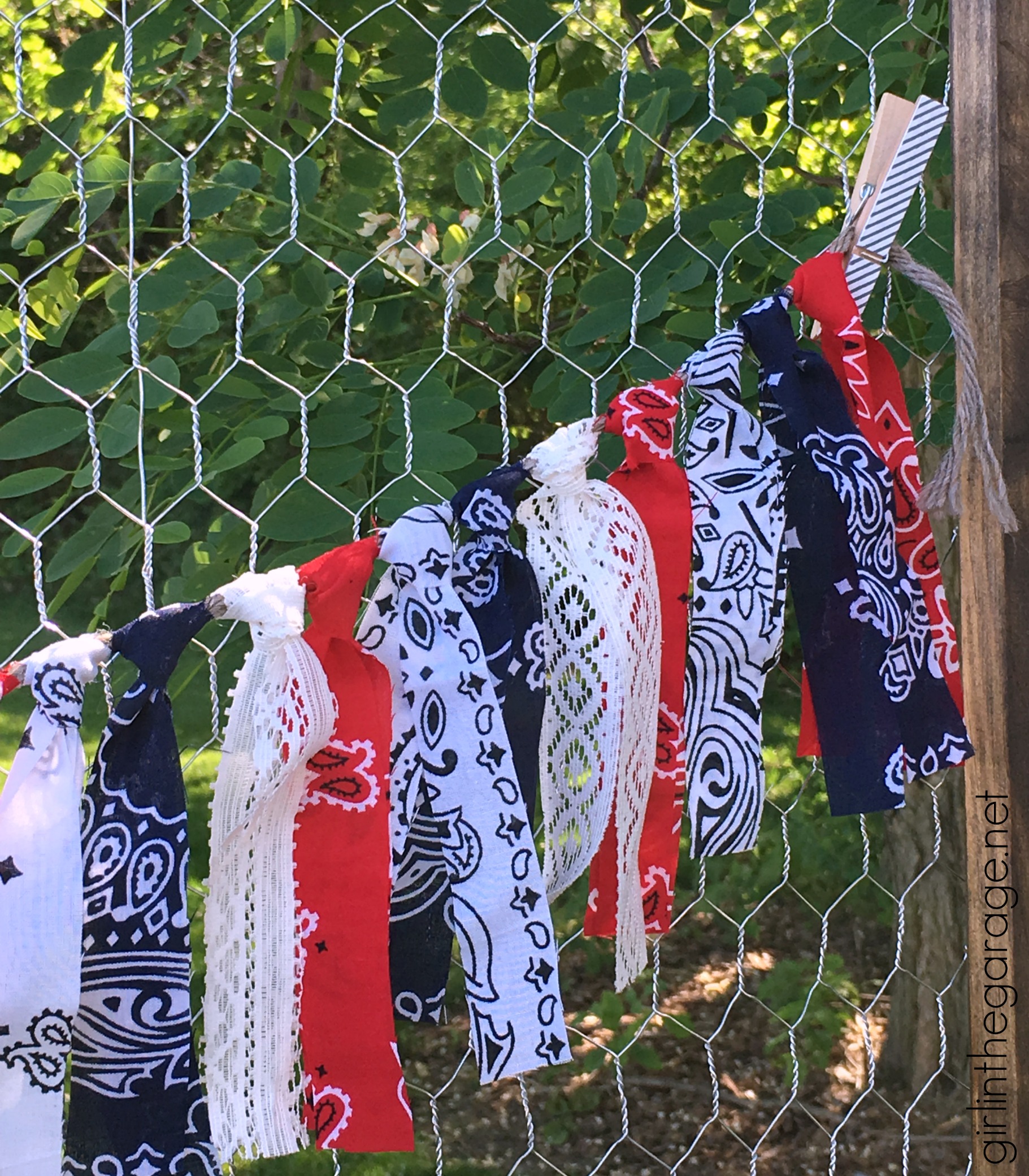 Patriotic Fabric Garland and How to Build a DIY Folding Display - by Girl (and Guy) in the Garage