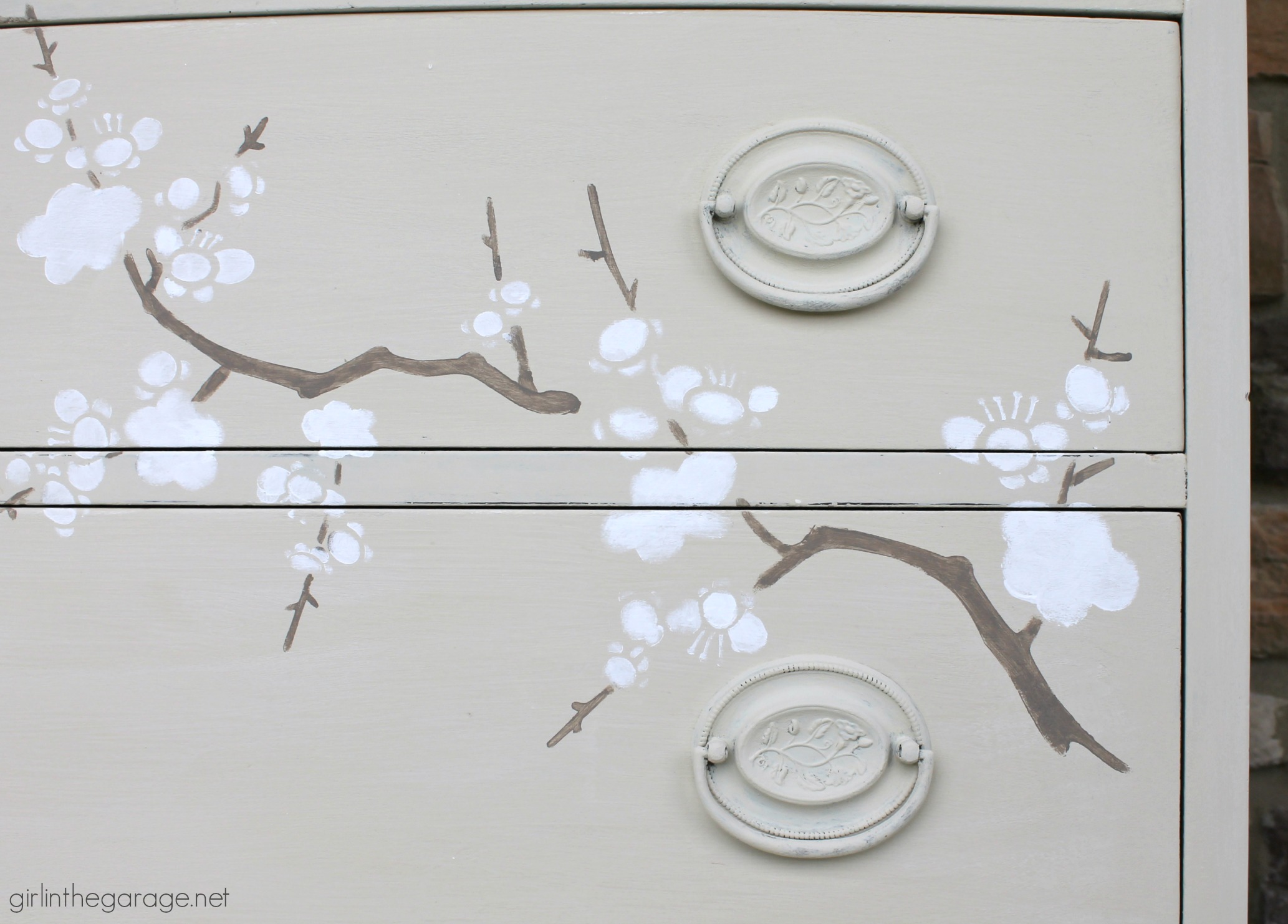 How to stencil a dresser with Chalk Paint - by Girl in the Garage