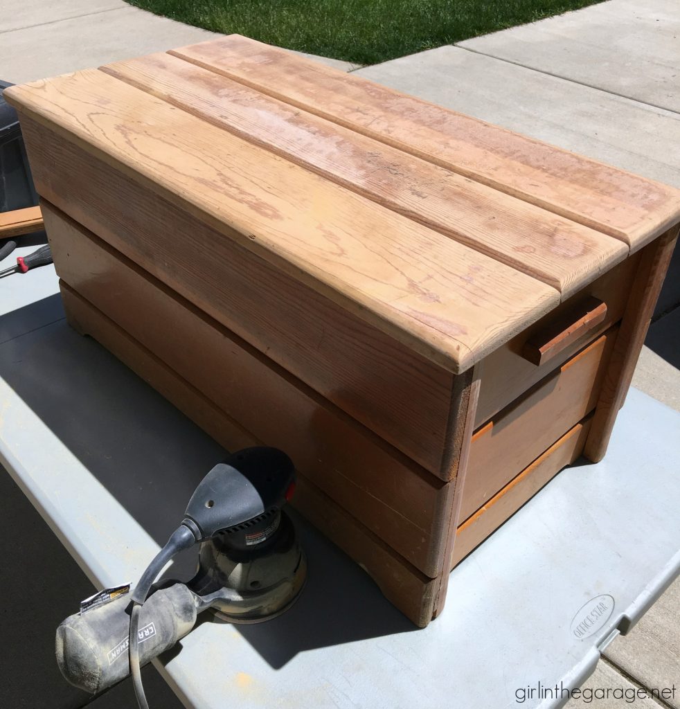 DIY Farmhouse style wood chest makeover I Girl in the Garage