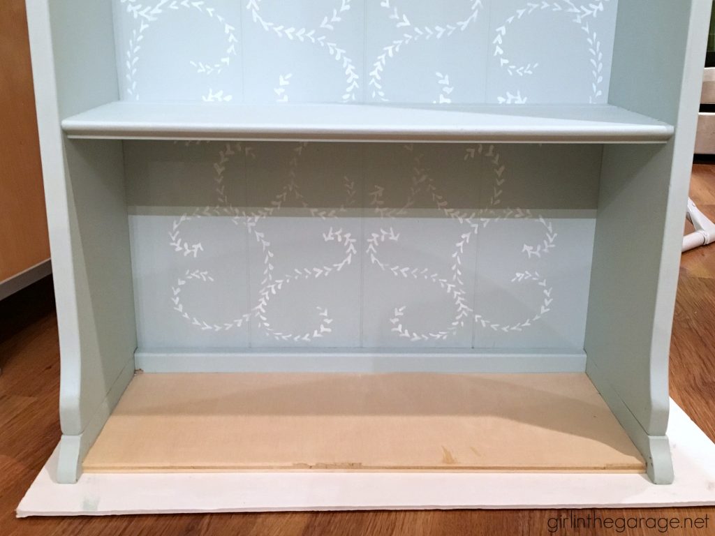 Thrifted hutch to DIY stenciled bookcase makeover with Fusion Mineral Paint - tutorial by Girl in the Garage