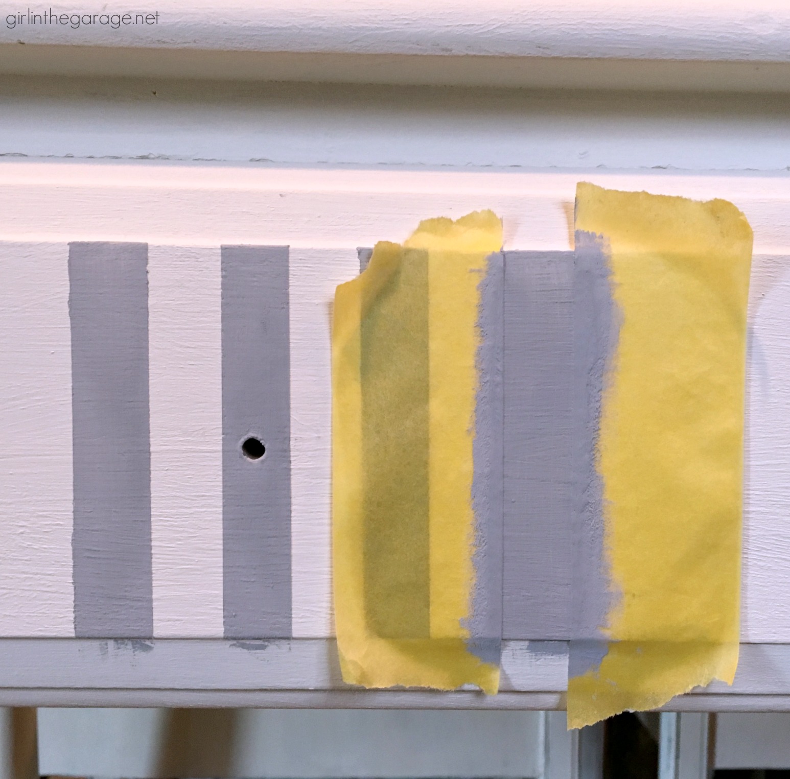 DIY striped table makeover with a modern French look using Annie Sloan Chalk Paint. Easy tutorial by Girl in the Garage