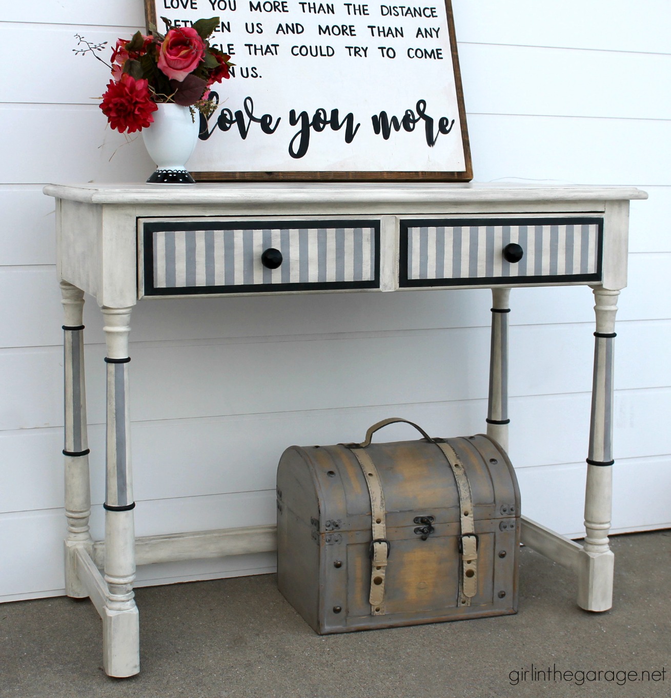 DIY striped table makeover with a modern French look using Annie Sloan Chalk Paint. Easy tutorial by Girl in the Garage