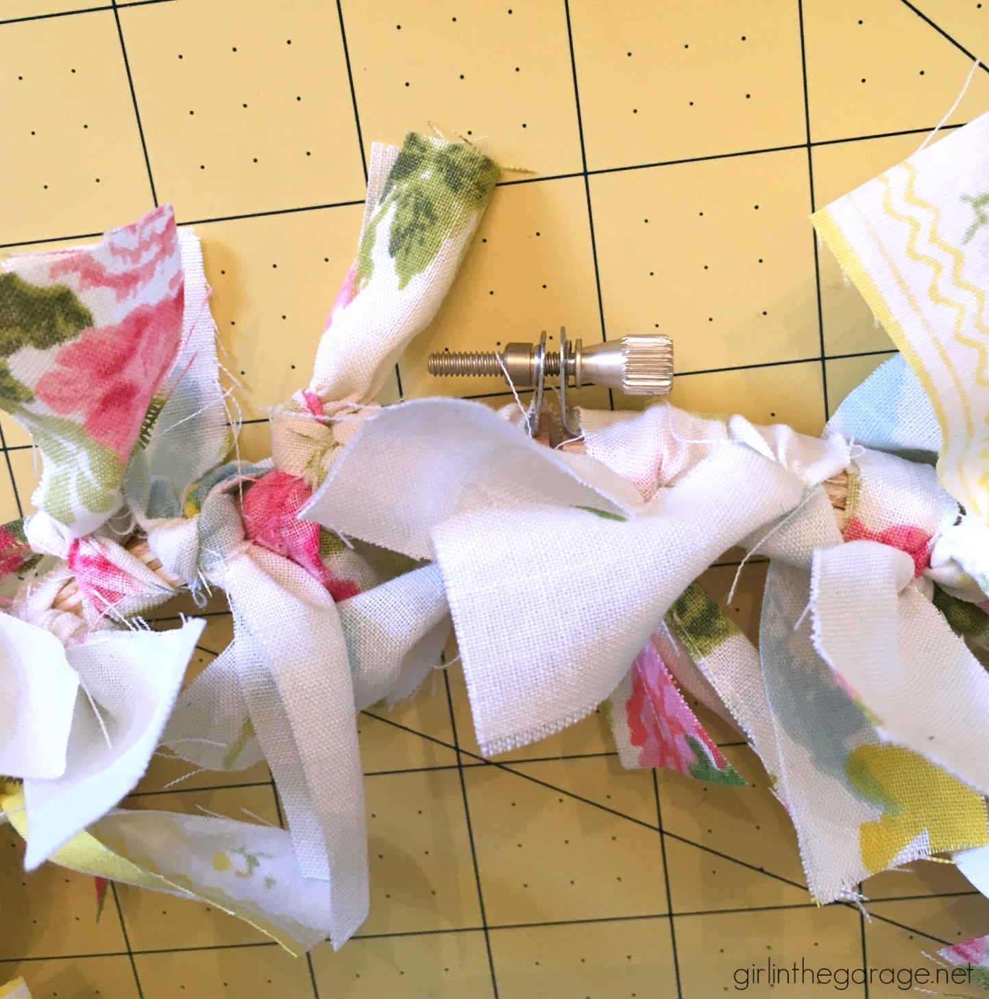 Make an easy DIY rag wreath for spring with vintage fabric - Step-by-step tutorial by Girl in the Garage