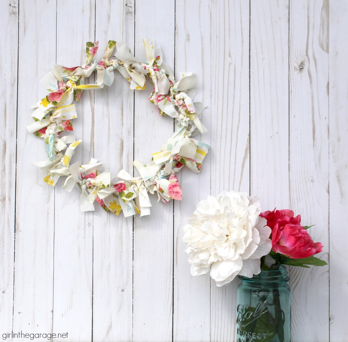 Make an easy DIY rag wreath for spring with vintage fabric - Step-by-step tutorial by Girl in the Garage