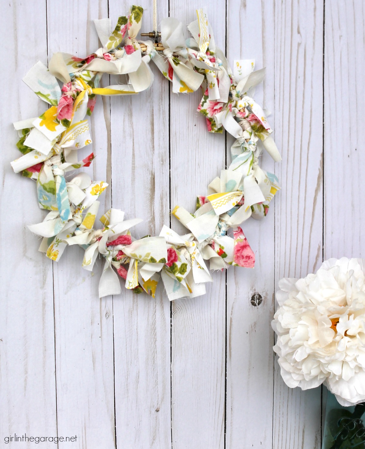 Make an easy DIY rag wreath for spring with vintage fabric - Step-by-step tutorial by Girl in the Garage