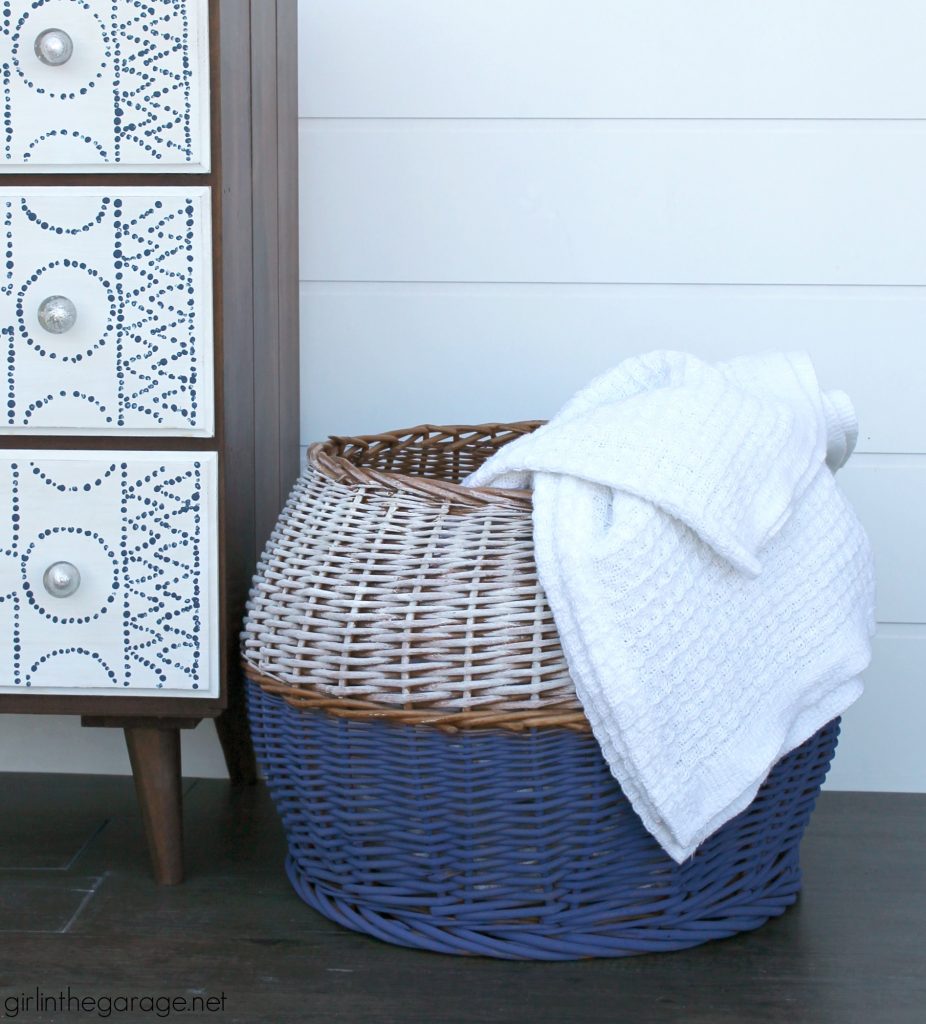 How to paint a wicker basket - Easy thrift store boho chic basket makeover with Chalk Paint - DIY tutorial by Girl in the Garage
