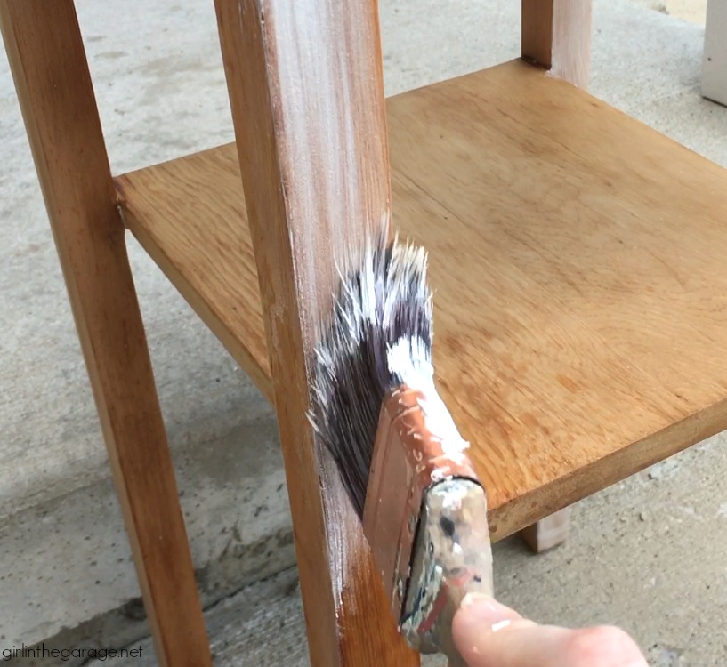 Learn easy steps to whitewash with Chalk Paint in this stunning table makeover tutorial by Girl in the Garage