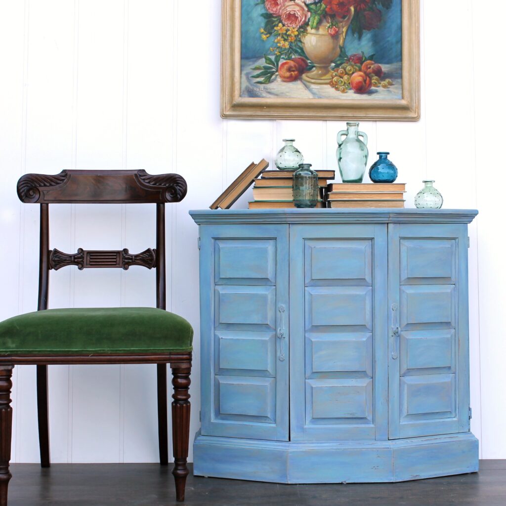 Creating a Teal Blue Blended Furniture Finish with Chalk Style