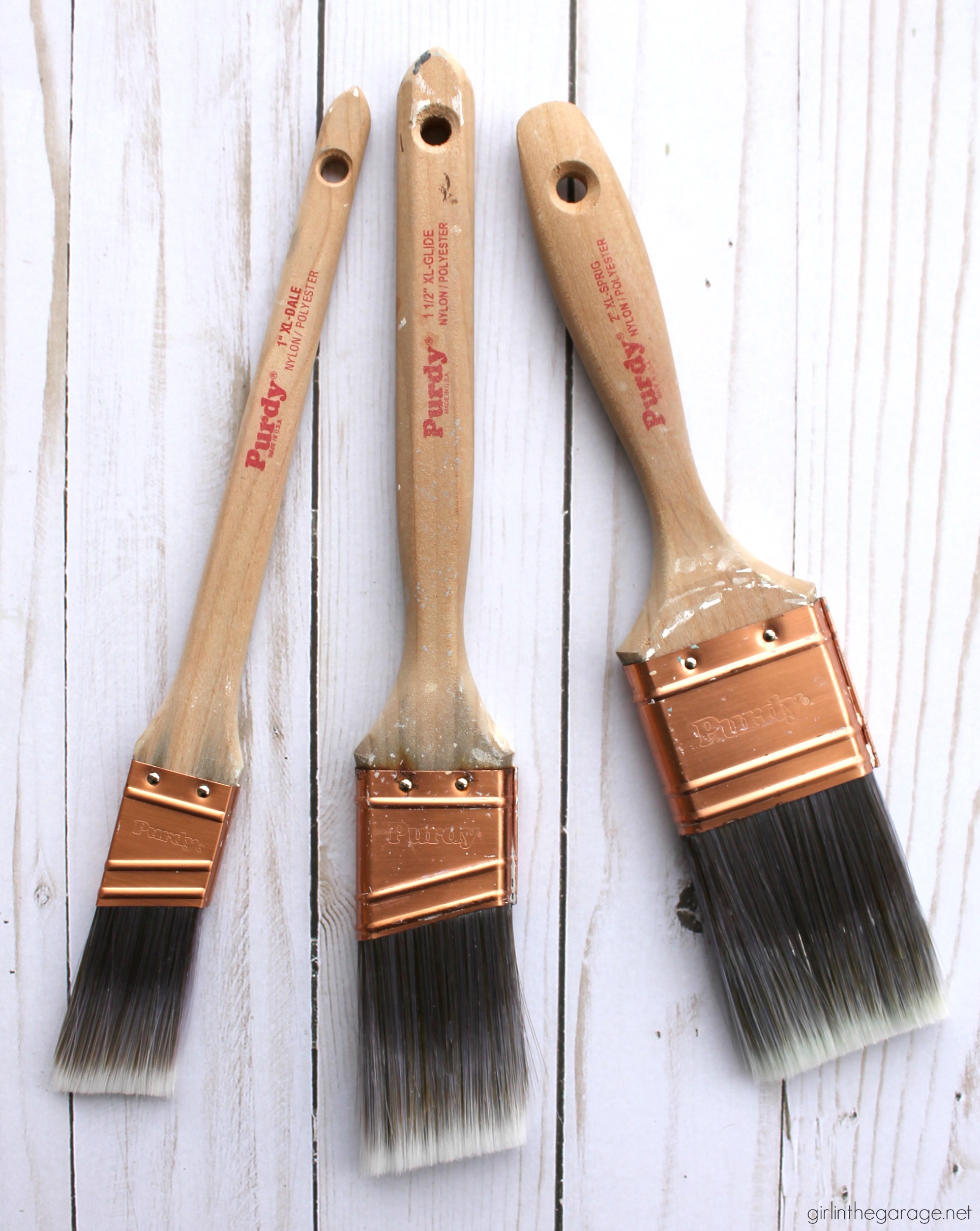 How to choose the right paint brush for your next project. Confidently paint furniture, walls, trim, brick, and cabinets with Purdy painting tools. #ad DIY painted furniture and decor ideas by Girl in the Garage