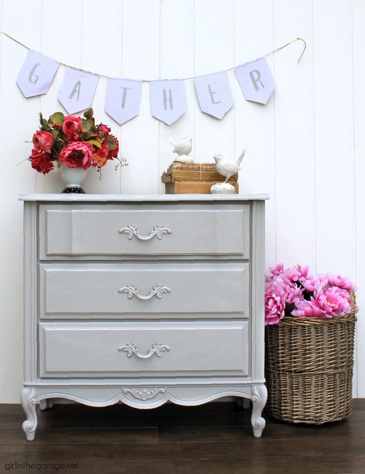 How to Chalk Paint Laminate Furniture