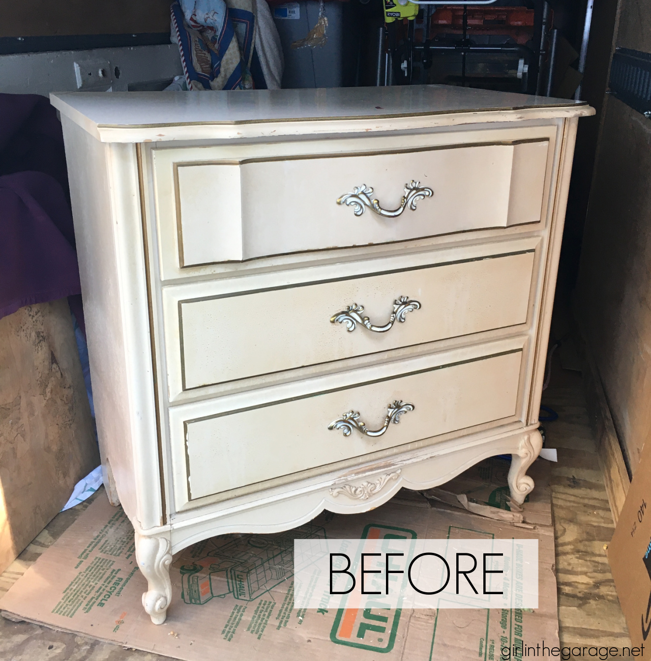 How To Distress Furniture Using Baby Wipes - Petticoat Junktion