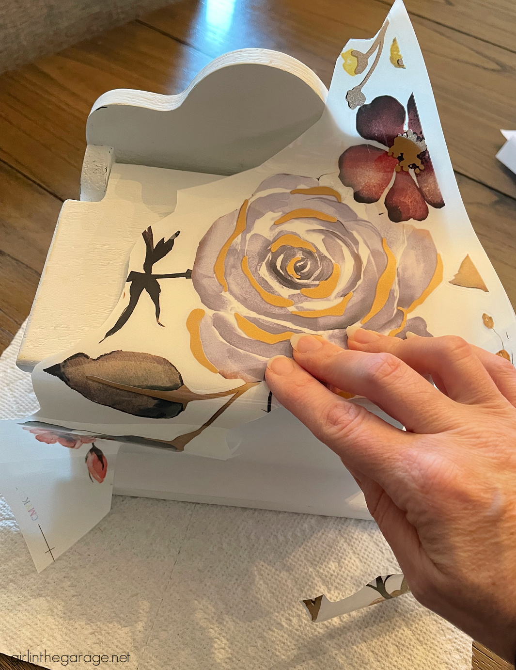 How to easily update a wood recipe box with Rustoleum Chalked Paint and a gorgeous floral image transfer. Tutorial by Girl in the Garage