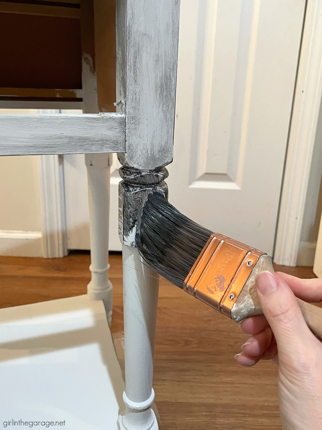 Glazing Furniture: Learn helpful tips for how to paint and glaze furniture with Rustoleum Chalked Decorative Glaze. By Girl in the Garage