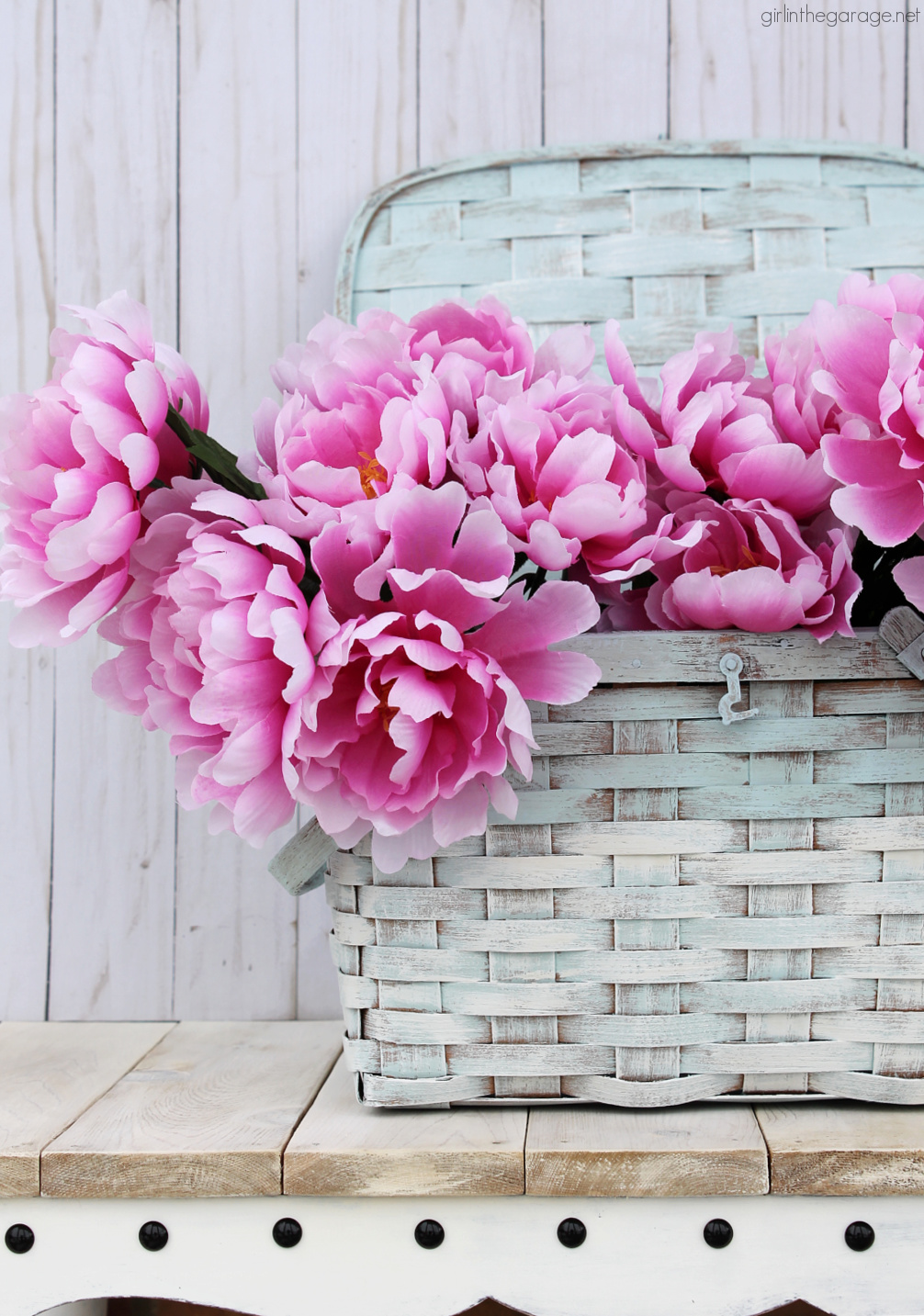 Learn helpful tips for painting a basket and adding a stencil. Turn trash into treasure with this easy but dramatic decor makeover by Girl in the Garage.