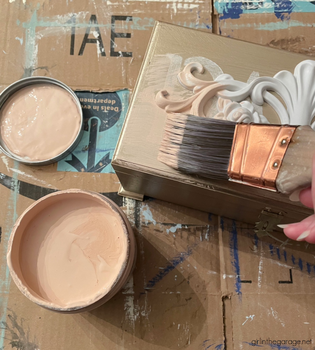 How to upcycle a jewelry box with Country Chic Paint in Ooh La La (light pink) - by Girl in the Garage