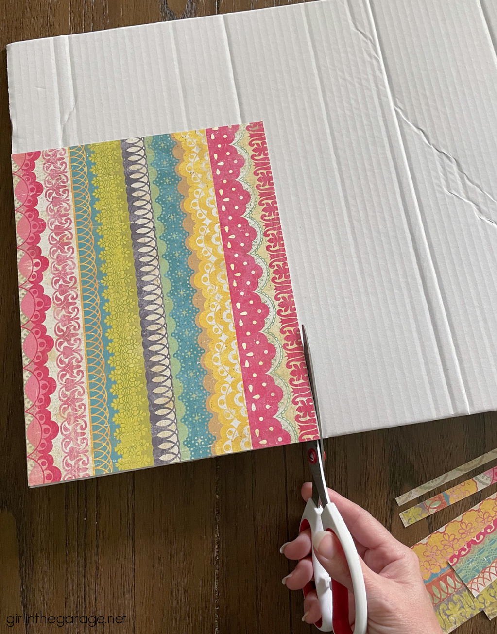 Upcycle a thrifted art frame with this cute and quick idea! Custom wall decor on a budget with this easy DIY home decor idea by Girl in the Garage