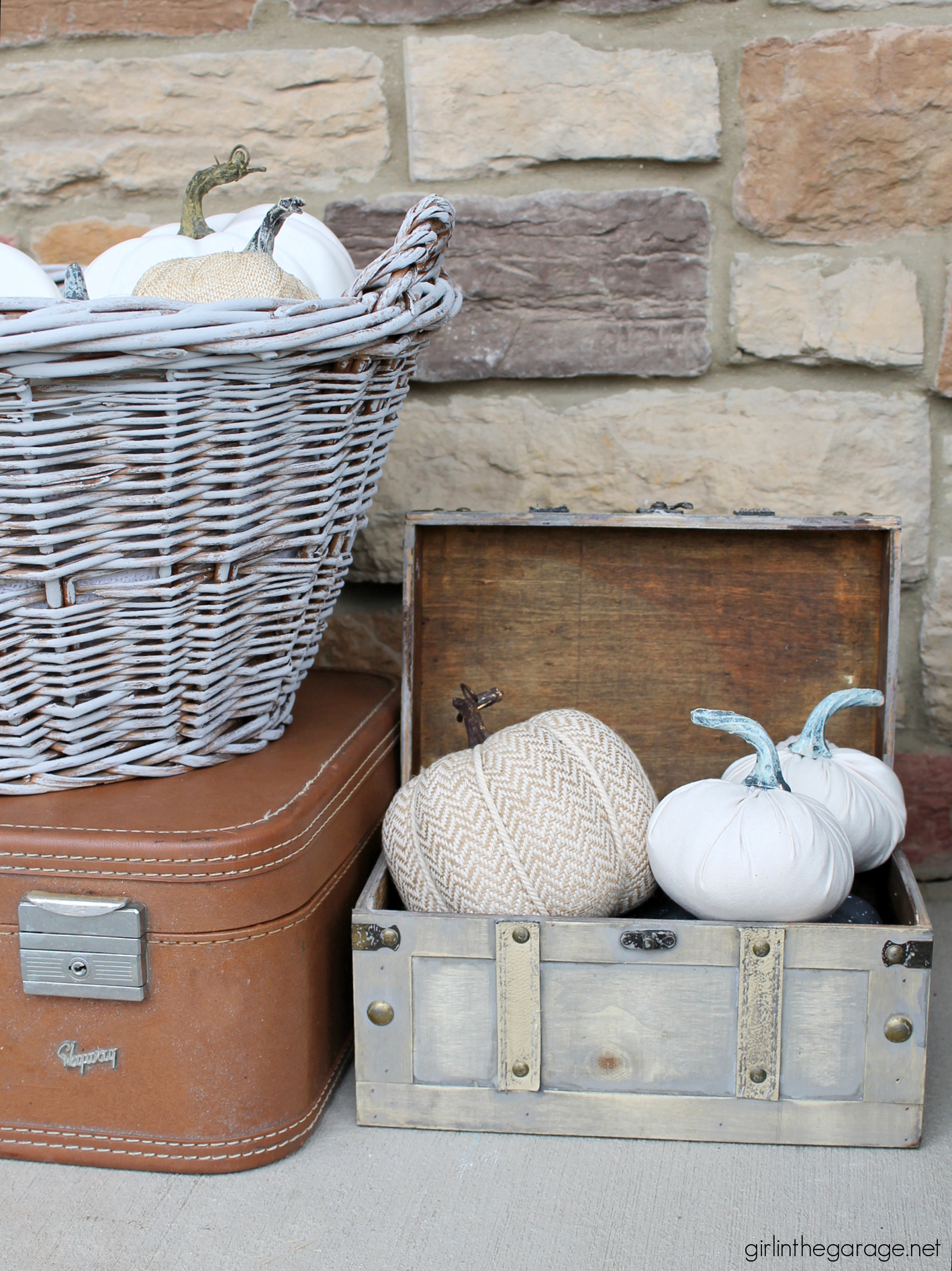 Upcycled Picnic Baskets for Home Decor - Prodigal Pieces