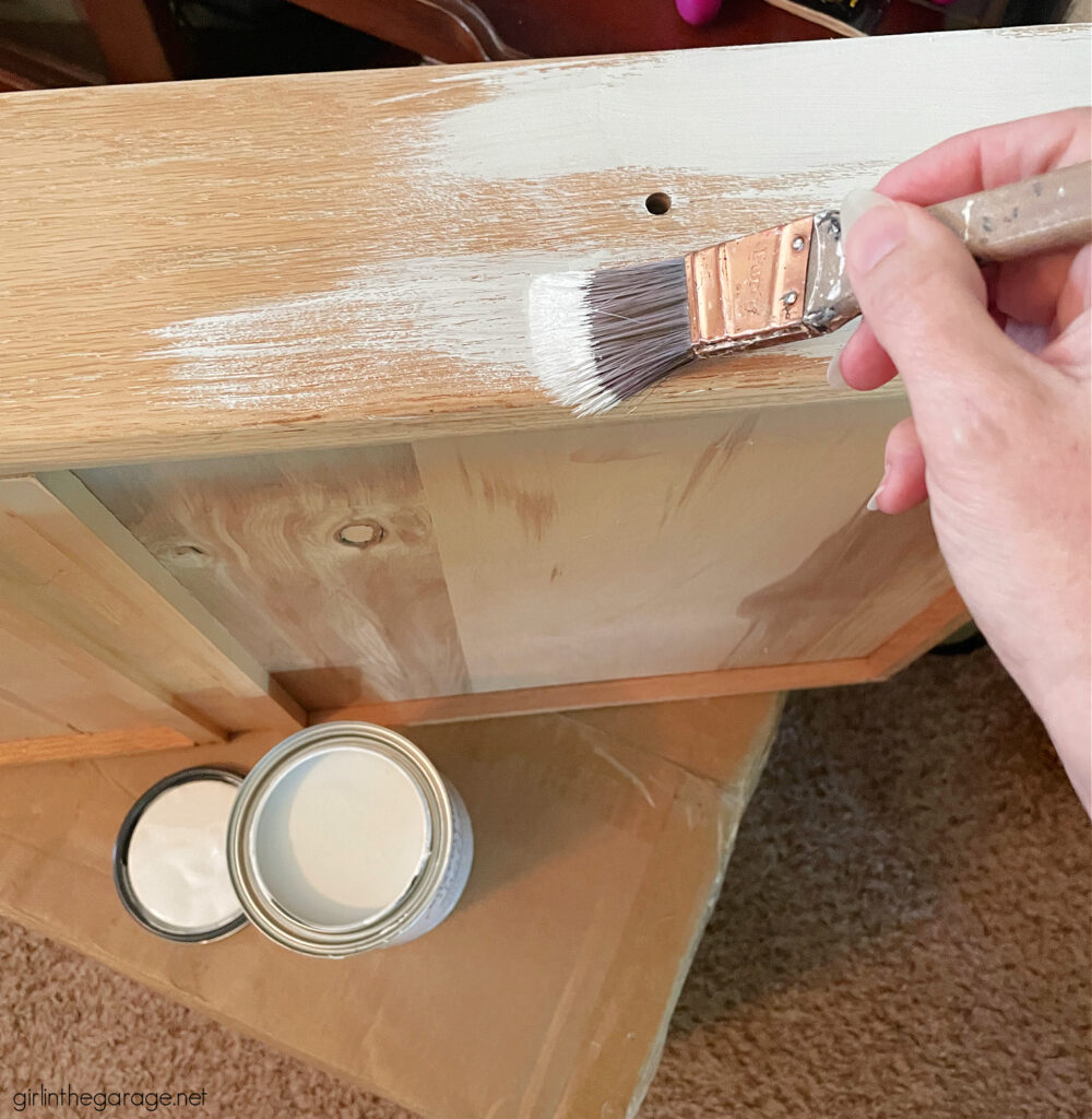 How to Paint a Desk Girl in the Garage®