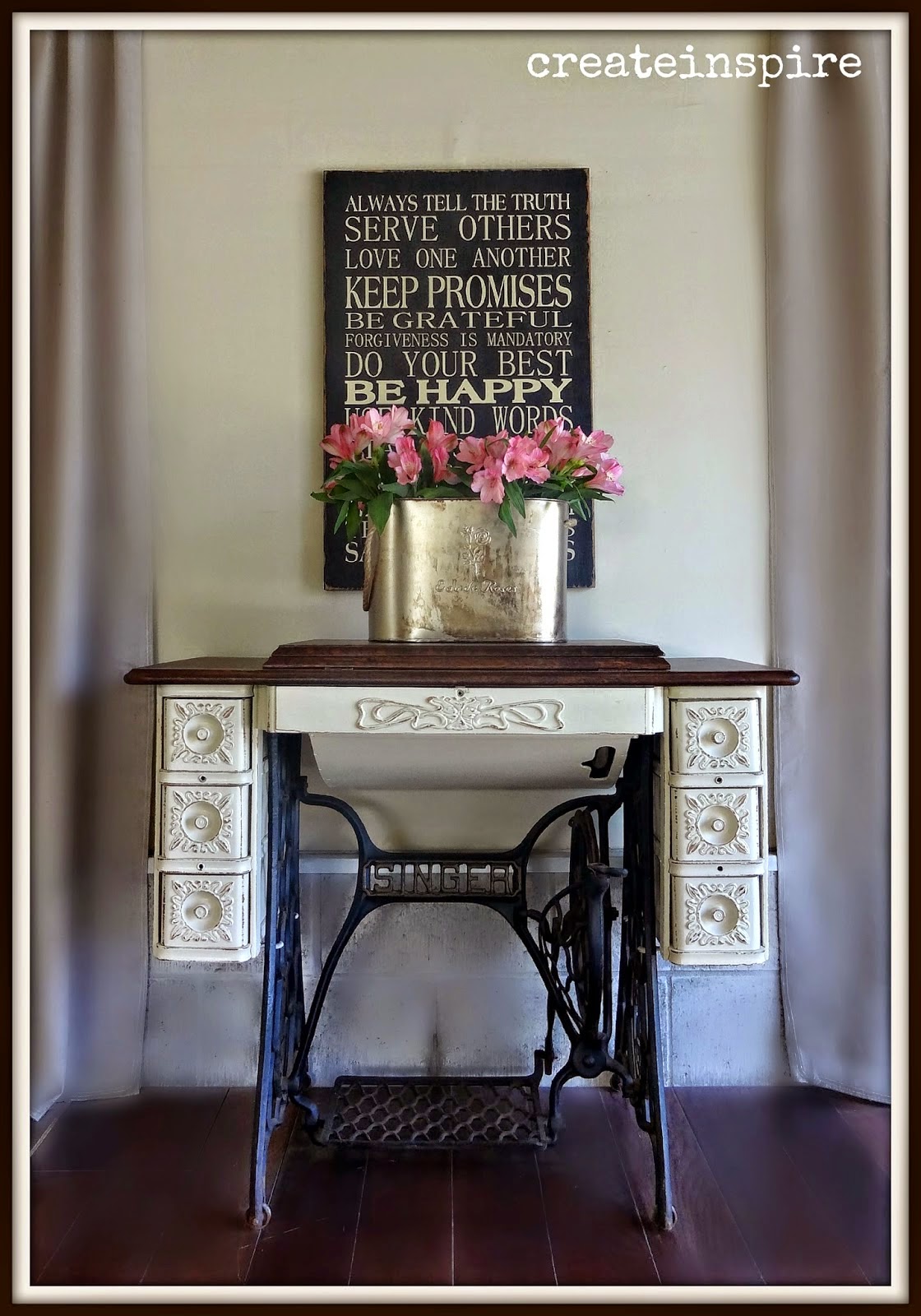 Antique Singer Sewing Machine Table Makeover - by Create Inspire